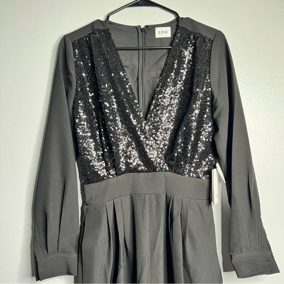LINI Black Sequin Jumpsuit – Long Sleeve, V-Neck – NWT – Size Small - Picture 5 of 6